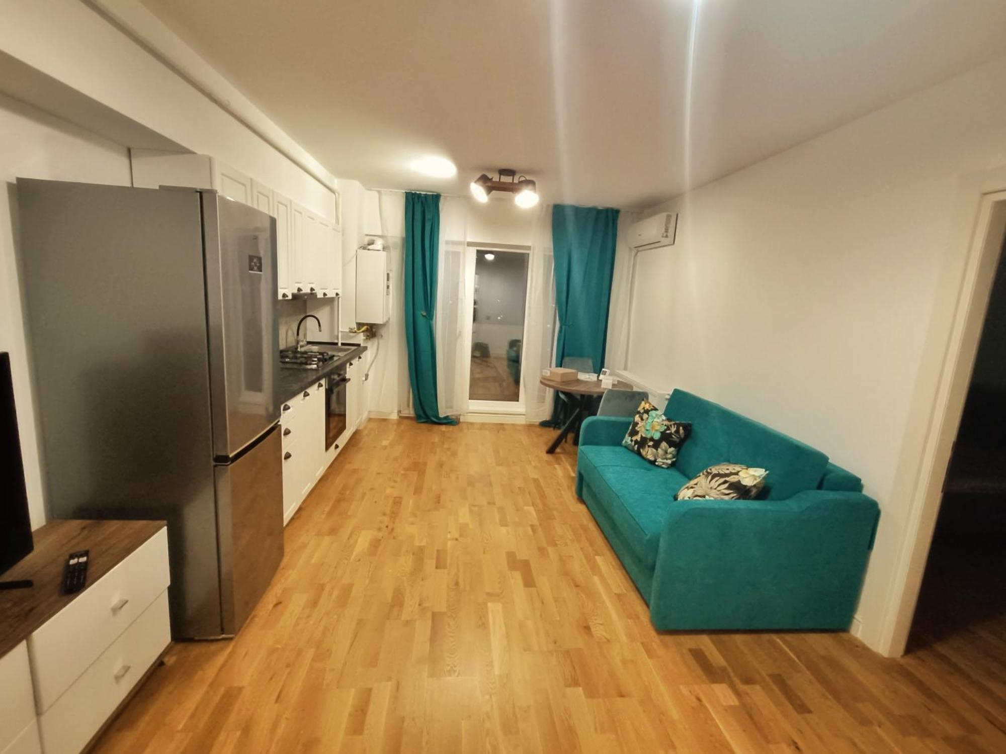 Super Apartments Near Airport With Shop & Free Parking 雅西 外观 照片